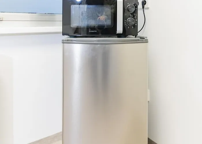 Private #5 With 2 Beds, Ground Floor, Ac, Only 2min To Rab